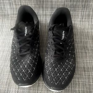 Sz 9 under Armour flow velociti wind 2